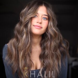 Visitez notre salon de coiffure à Bern pour des mèches blondes parfaites, un balayage élégant, et la technique avancée d'Air Touch Balayage