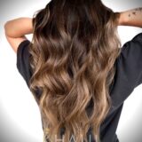 Découvrez notre salon de coiffure à Bern, spécialisé en mèche blond, balayage, et Air Touch Balayage pour des looks tendance et personnalisés.